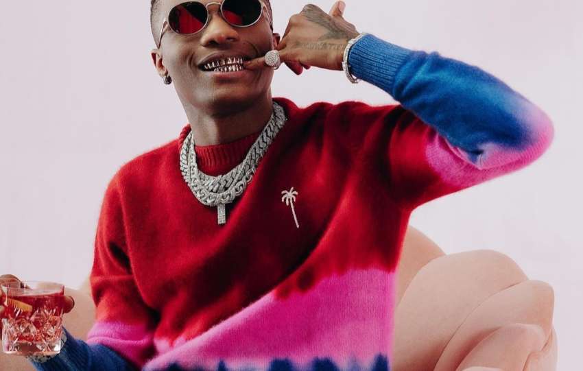 Wizkid giffle un fan