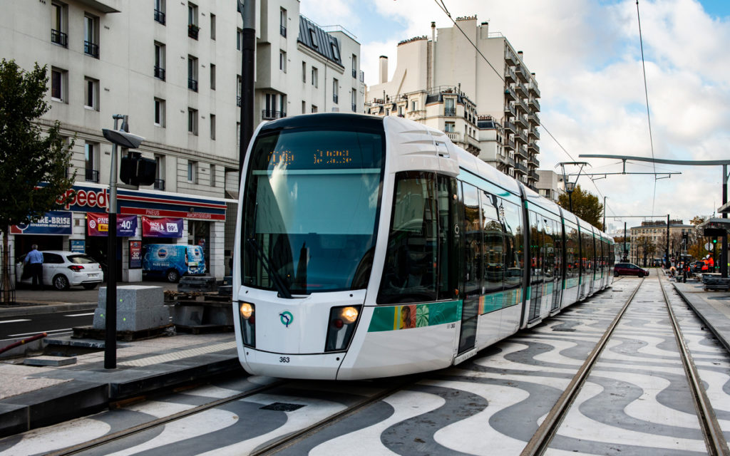 France -Vidéo: cocufié par sa femme, un congolais voyage nu dans un tram